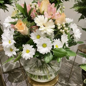 arrangement funéraire délicate pastel