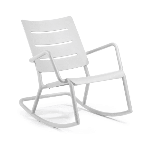 036g01 chaise bercante outo 03.png