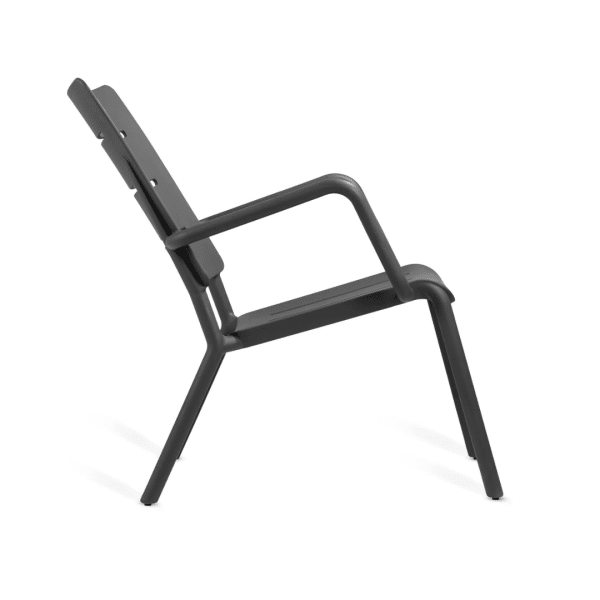 036g02 chaise lounge outo 02.png