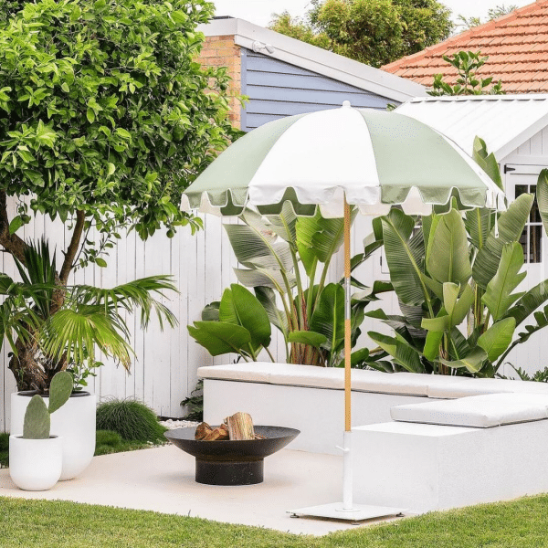 2839022 parasol the weekend sauge 04.png