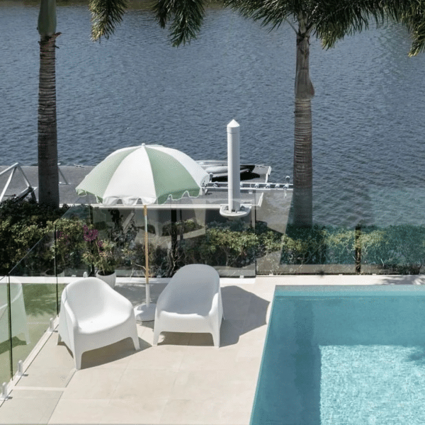 2839022 parasol the weekend sauge 05.png