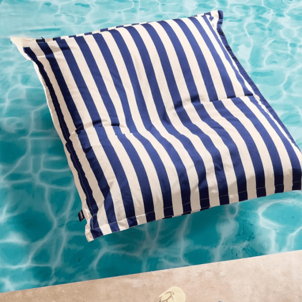 2503941 bean bag piscine raye bleu et blanc 02.png